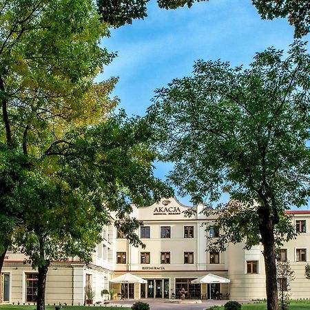 Akacja Medical Resort 切霍齐内克 外观 照片